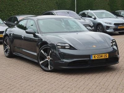 Porsche Taycan 4S
