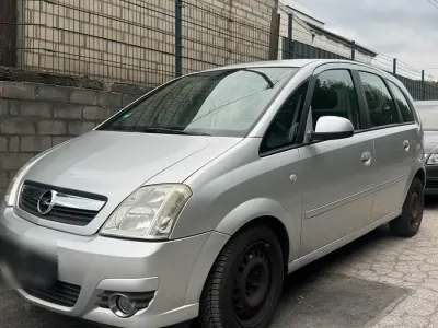 Gebraucht Opel Meriva 105 PS (77 kW) 2006 Silber Van / Kleinbus