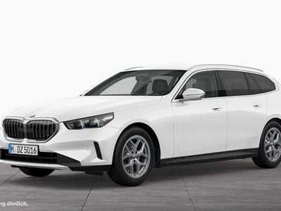 Gebraucht BMW 520 Sport Line 190 PS (139 kW) 2025 Weiß Kombi