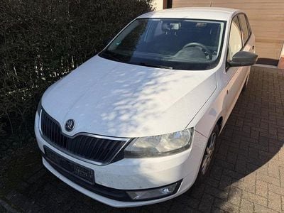 Gebraucht Skoda Rapid Ambition 75 PS (55 kW) 2014 Weiß Kleinwagen