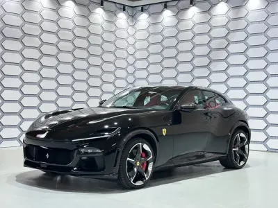 Neu Ferrari Purosangue 725 PS (533 kW) 2026 Schwarz SUV