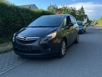 Gebraucht Opel Zafira Active 140 PS (102 kW) 2016 Grau Van / Kleinbus