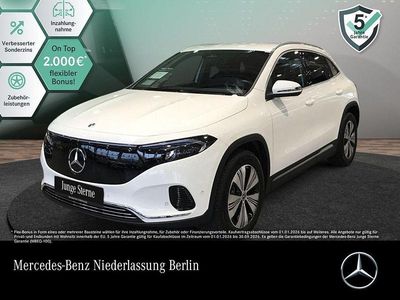 Weiß Gebraucht 2024 Mercedes EQA300 Advanced SUV | 33.990 € (Guter Preis)