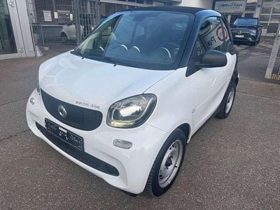 Kristallweiß Gebraucht 2017 Smart ForTwo Coupé Coupé | 6.990 € (Etwas zu teuer)