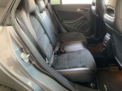 Mercedes CLA220