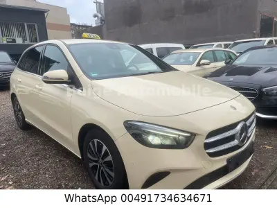 Gebraucht Mercedes B180 116 PS (85 kW) 2021 Beige Van / Kleinbus