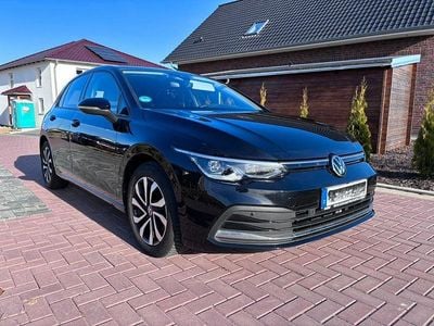 Gebraucht VW Golf VIII Active 150 PS (110 kW) 2022 Schwarz Limousine