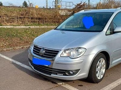 Gebraucht VW Touran Highline 140 PS (102 kW) 2009 Silber Van / Kleinbus