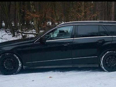 Second-hand Mercedes E350 265 CP (194 kW) 2011 Negru Break