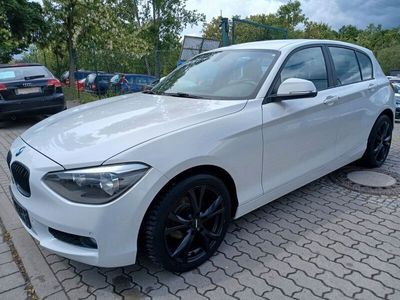 BMW 114