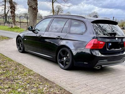 Gebraucht BMW 320 Exclusive 184 PS (135 kW) 2012 Schwarz Kombi