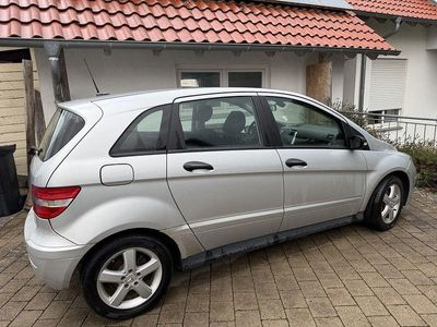 Mercedes B170