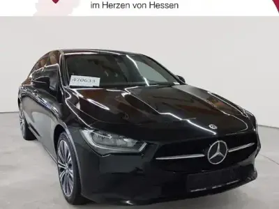 Gebraucht Mercedes CLA250e Shooting Brake Progressive 224 PS (164 kW) 2022 Schwarz Kombi