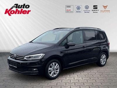 Gebraucht VW Touran Comfortline 150 PS (110 kW) 2022 Deep black perleffekt (schwarz) Van / Kleinbus