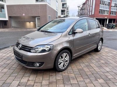 Braun Gebraucht 2013 VW Golf Plus Cross Life Van / Kleinbus | 8.299 € (Fairer Preis)