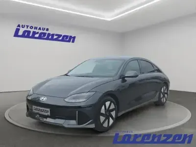 Gebraucht Hyundai Ioniq 6 Techniq 239 kW (325 PS) 2023 Serenity white pearl (weiss) Limousine