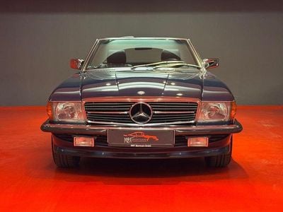 Second-hand Mercedes SL300 179 CP (131 kW) 1989 Albastru Cabrio