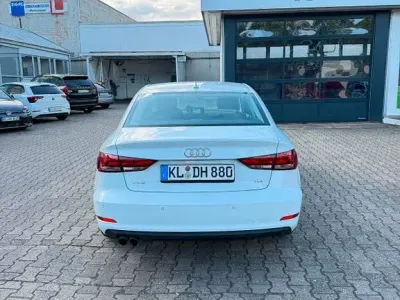 Gebraucht Audi A3 150 PS (110 kW) 2016 Weiß Limousine