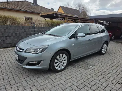 Gebraucht Opel Astra 165 PS (121 kW) 2013 Silber Kombi