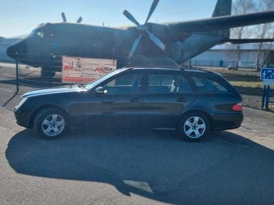 Gebraucht Mercedes E220 170 PS (125 kW) 2007 Schwarz Kombi