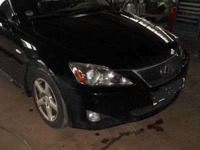 Lexus IS250