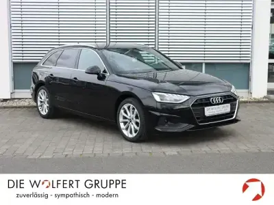 Używany Audi A4 Sport 163 KM (119 kW) 2023 Czarny Kombi