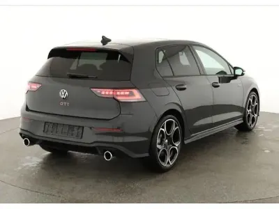 Neu VW Golf VIII GTI 265 PS (194 kW) 2026 Limousine