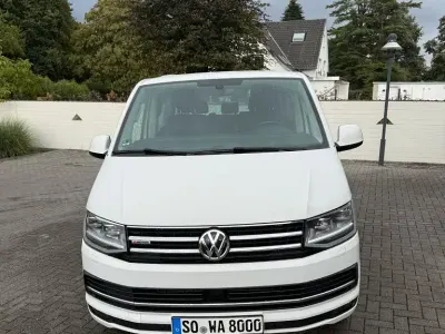 Gebraucht VW Multivan 204 PS (150 kW) 2018 Weiß Van / Kleinbus