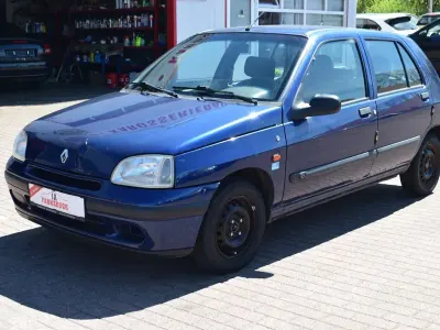Gebraucht Renault Clio 54 PS (39 kW) 1997 Blau Kleinwagen