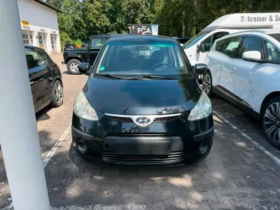 Gebraucht Hyundai i10 75 PS (55 kW) 2010 Schwarz Kleinwagen
