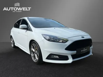 Gebraucht Ford Focus Sport 250 PS (183 kW) 2017 Weiß Limousine