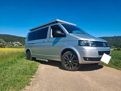 Używany VW Caravelle 140 KM (102 kW) 2015 Srebrny Van