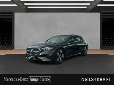 Gebraucht Mercedes E300 Avantgarde 204 PS (150 kW) 2024 Grau Limousine