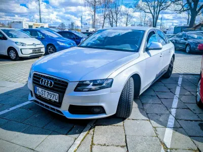 Używany Audi A4 Attraction 160 KM (117 kW) 2008 Srebrny Sedan/Limuzyna