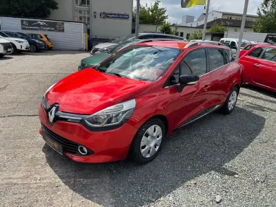 Gebraucht Renault Clio IV Luxe 90 PS (66 kW) 2015 Rot Limousine