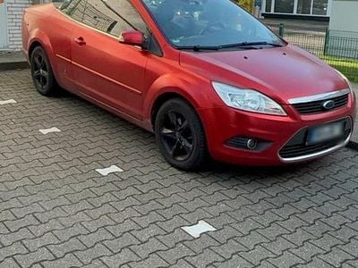 Gebraucht Ford Focus Cabriolet 101 PS (74 kW) 2008 Rot Cabrio