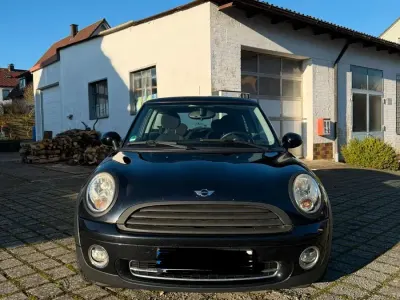Używany Mini Cooper 95 KM (69 kW) 2007 Czarny Hatchback