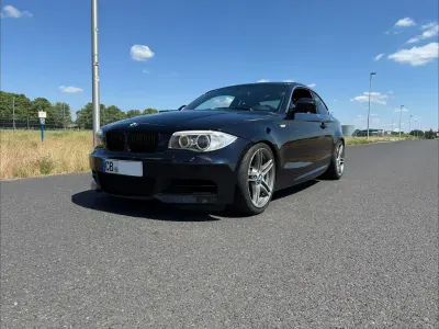 Gebraucht BMW 135 Performance 385 PS (283 kW) 2012 Blau Kleinwagen