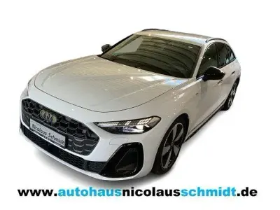 Gebraucht Audi A5 S-Line 204 PS (150 kW) 2025 Weiß Kombi