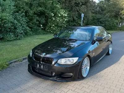 Gebraucht BMW 335 Cabriolet Performance 306 PS (225 kW) 2011 Schwarz Cabrio