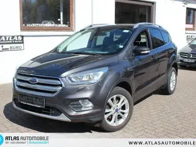 Używany Ford Kuga Titanium 150 KM (110 kW) 2019 Szary SUV
