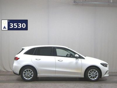 Mercedes B200