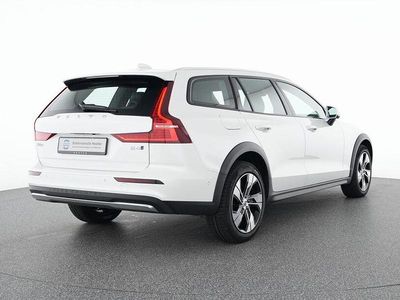 Occasion Volvo V60 CC Plus 197 PK (144 kW) 2023 Wit Stationwagen