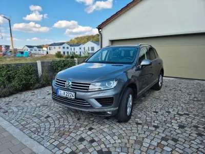 Gebraucht VW Touareg 262 PS (192 kW) 2017 Silber SUV