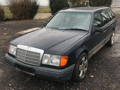 Gebraucht Mercedes 200 105 PS (77 kW) 1988 Blau Kombi