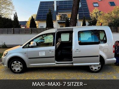 Usata VW Caddy 102 CV (75 kW) 2011 Argento Monovolume