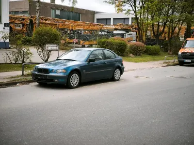 Używany BMW 325 192 KM (141 kW) 2002 Niebieski Coupe