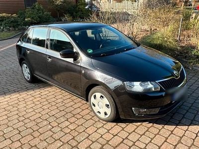 Gebraucht Skoda Rapid Elegance 105 PS (77 kW) 2014 Schwarz Kleinwagen