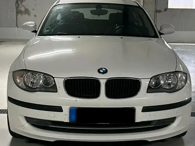 Gebraucht BMW 116 122 PS (89 kW) 2010 Weiß Kleinwagen