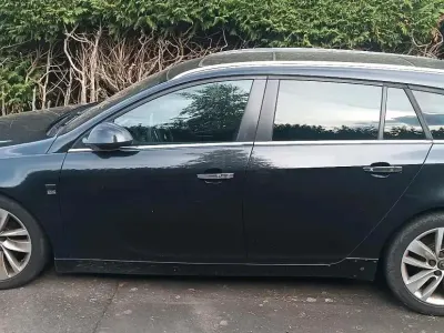 Gebraucht Opel Insignia OPC 163 PS (119 kW) 2013 Schwarz Kombi